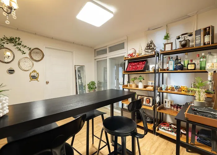 3min To St' Heritage 1954, Private 2-story * Seul